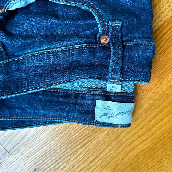Universal Thread - Indigo - Size 14 - stretch Jean - Picture 2 of 3
